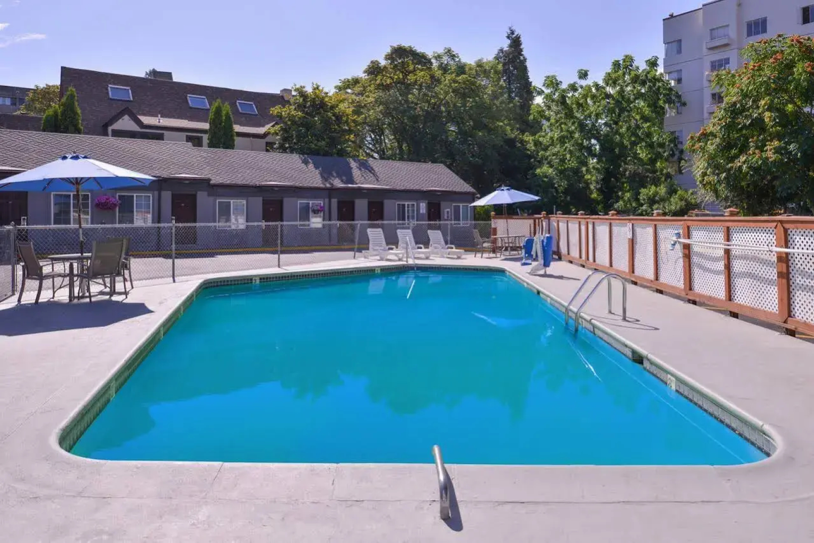 Travelodge by Wyndham Eugene Downtown/University of Oregon