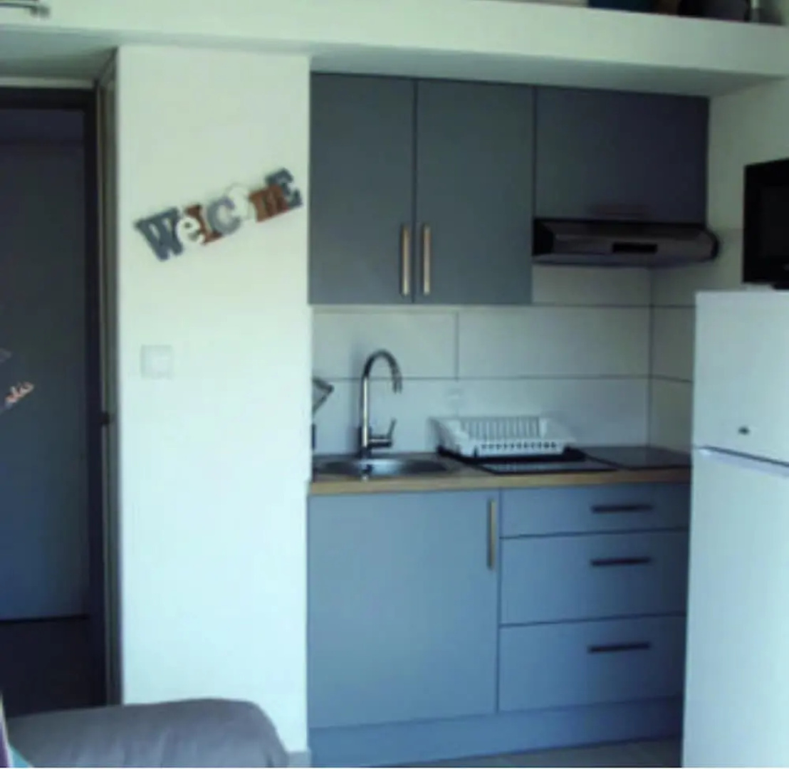 Studio in Leucate, With Wonderful sea View, Shared Pool and Enclosed Garden - 100 m From the Beach