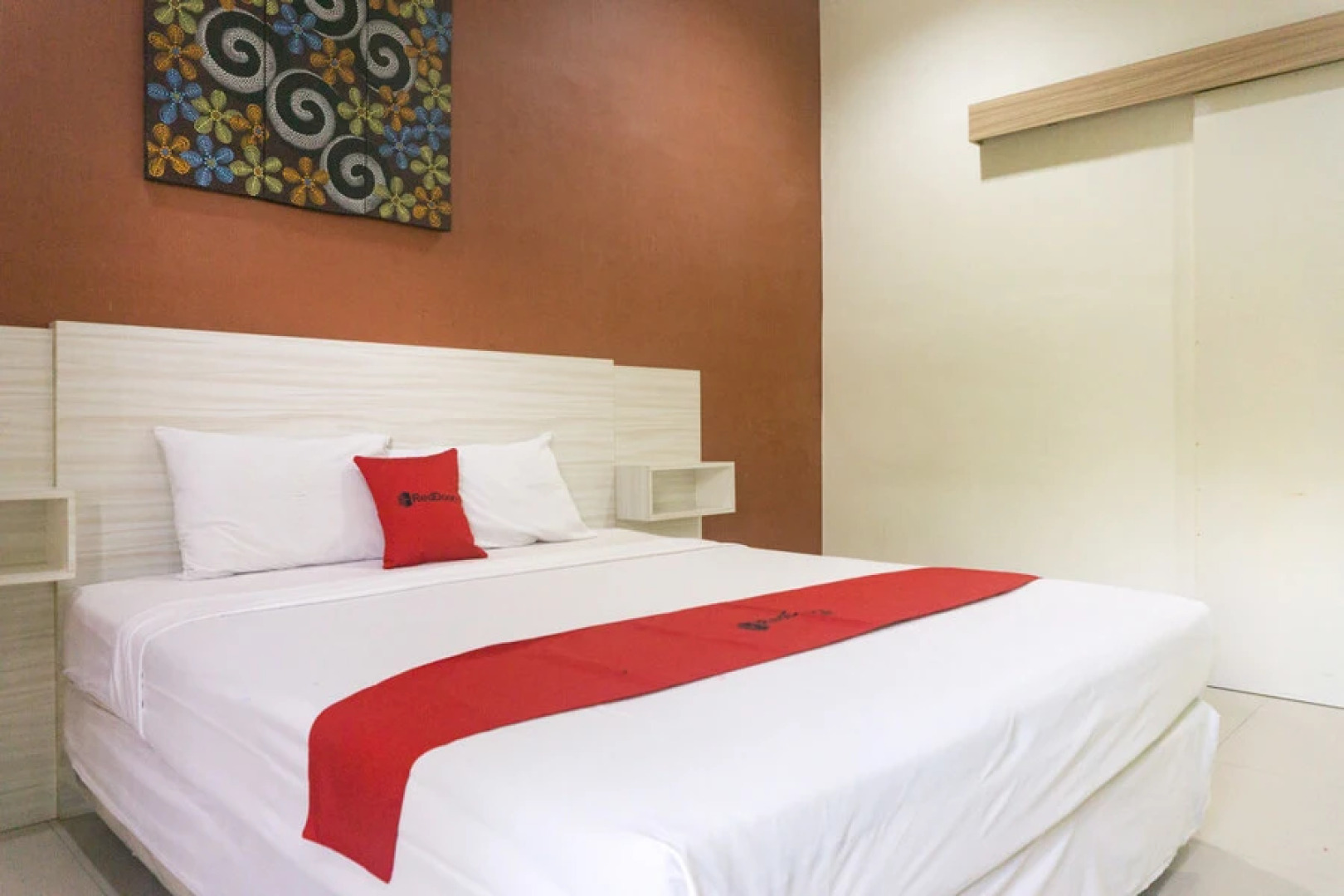 RedDoorz Syariah @ Garuda Street Sumbawa