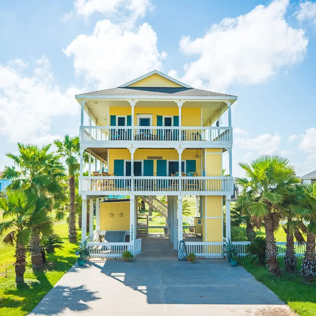 Serenity By the Sea - Great Views in Treasure Island