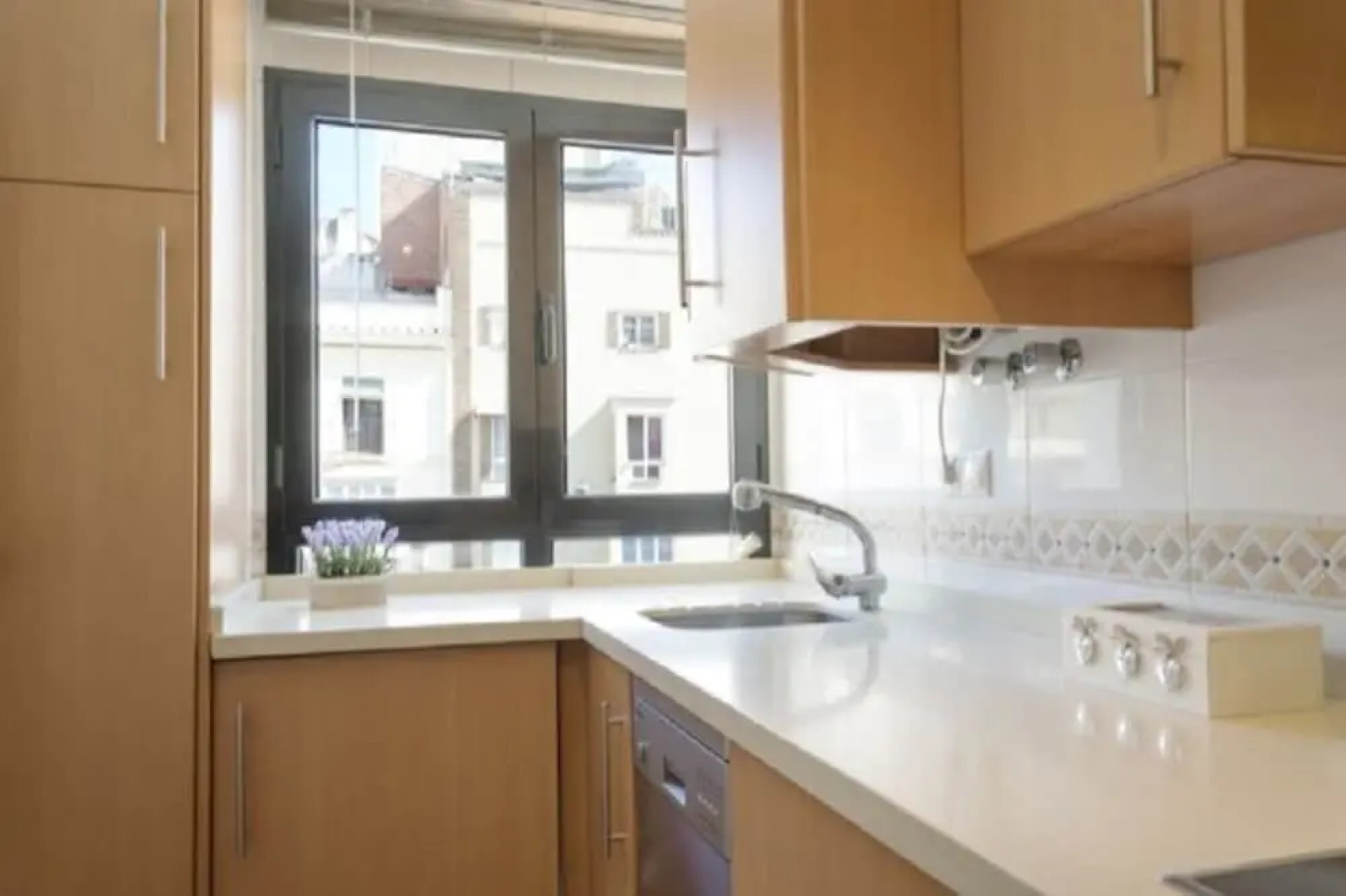 Del Parque Flats - Cervantes