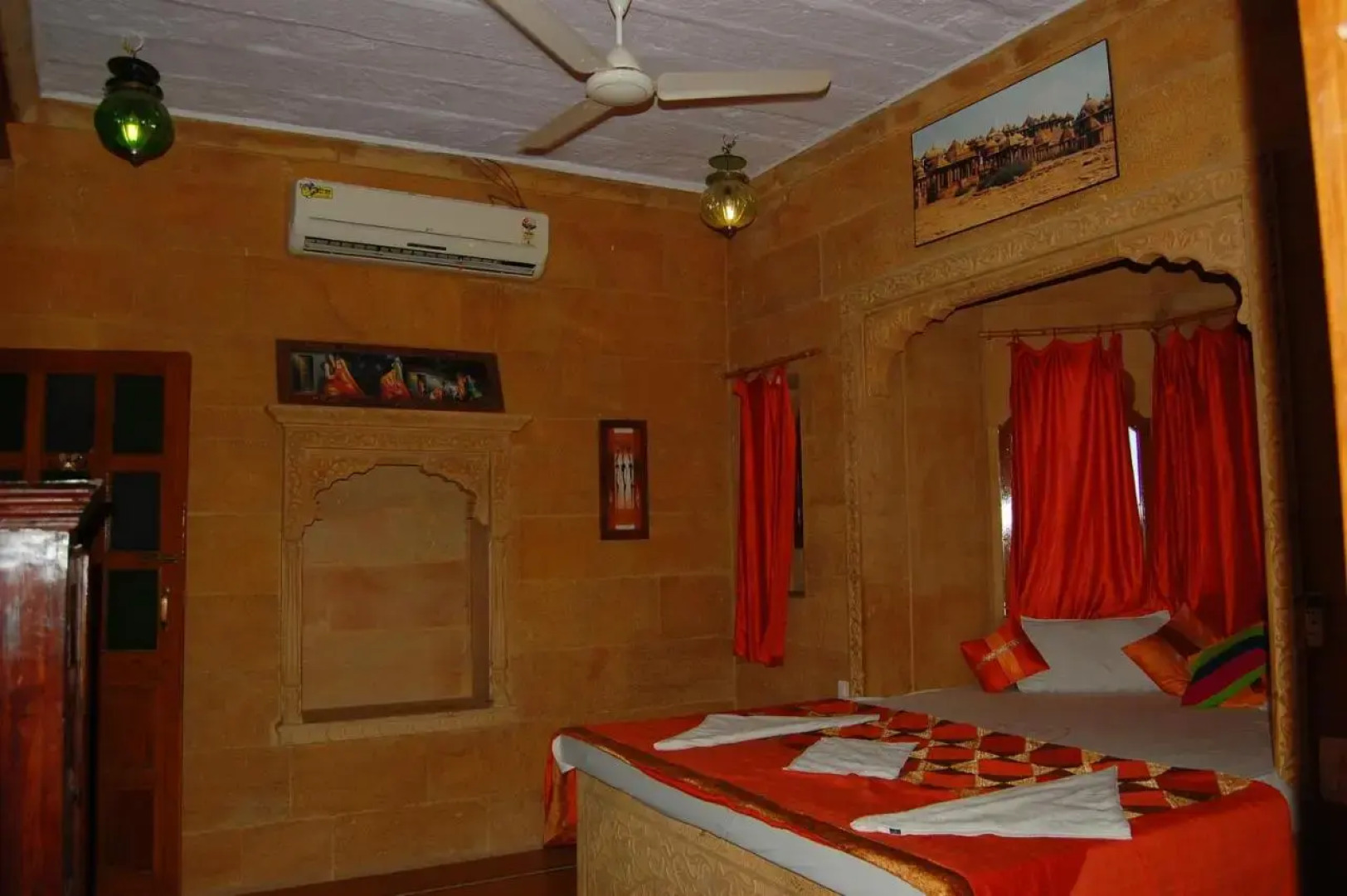 Hotel Pol Haveli