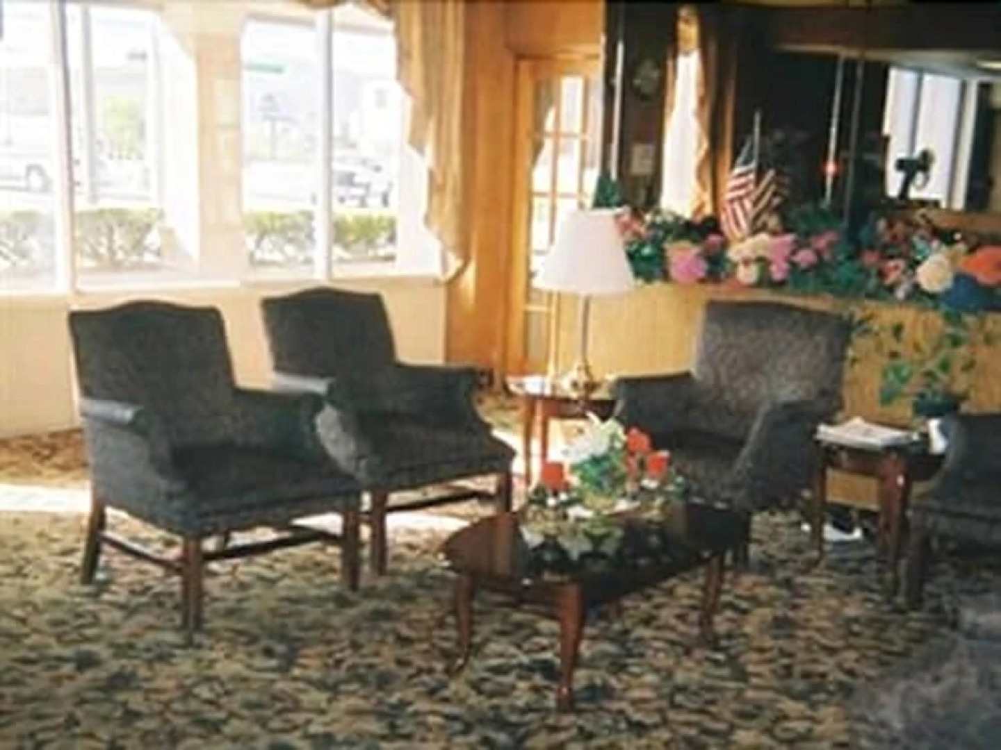 Red Carpet Inn And Suites Scranton