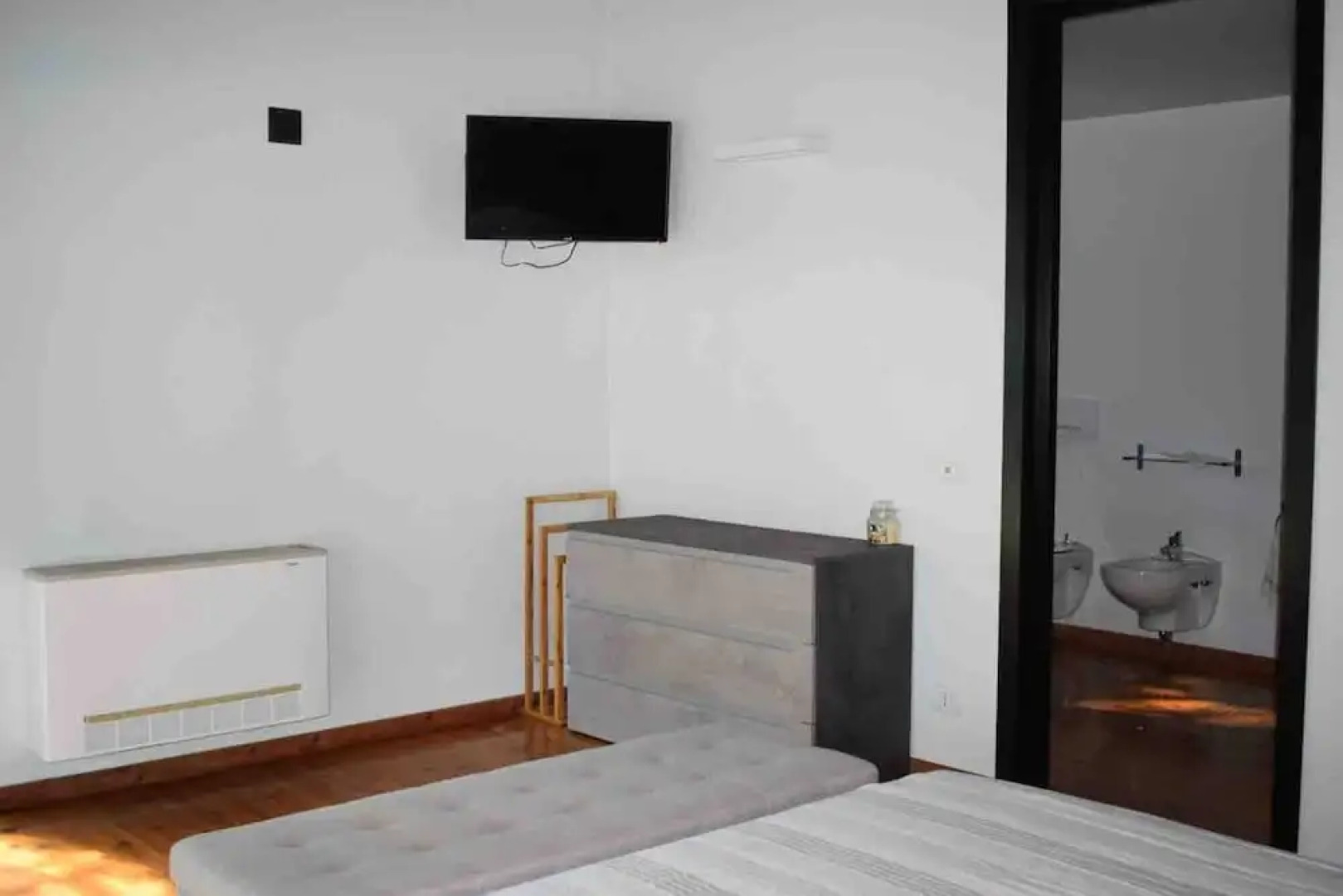 Villa Fermi, With Swimming Pool, Gym, Saunas and Room Equipped With Musical Equipment