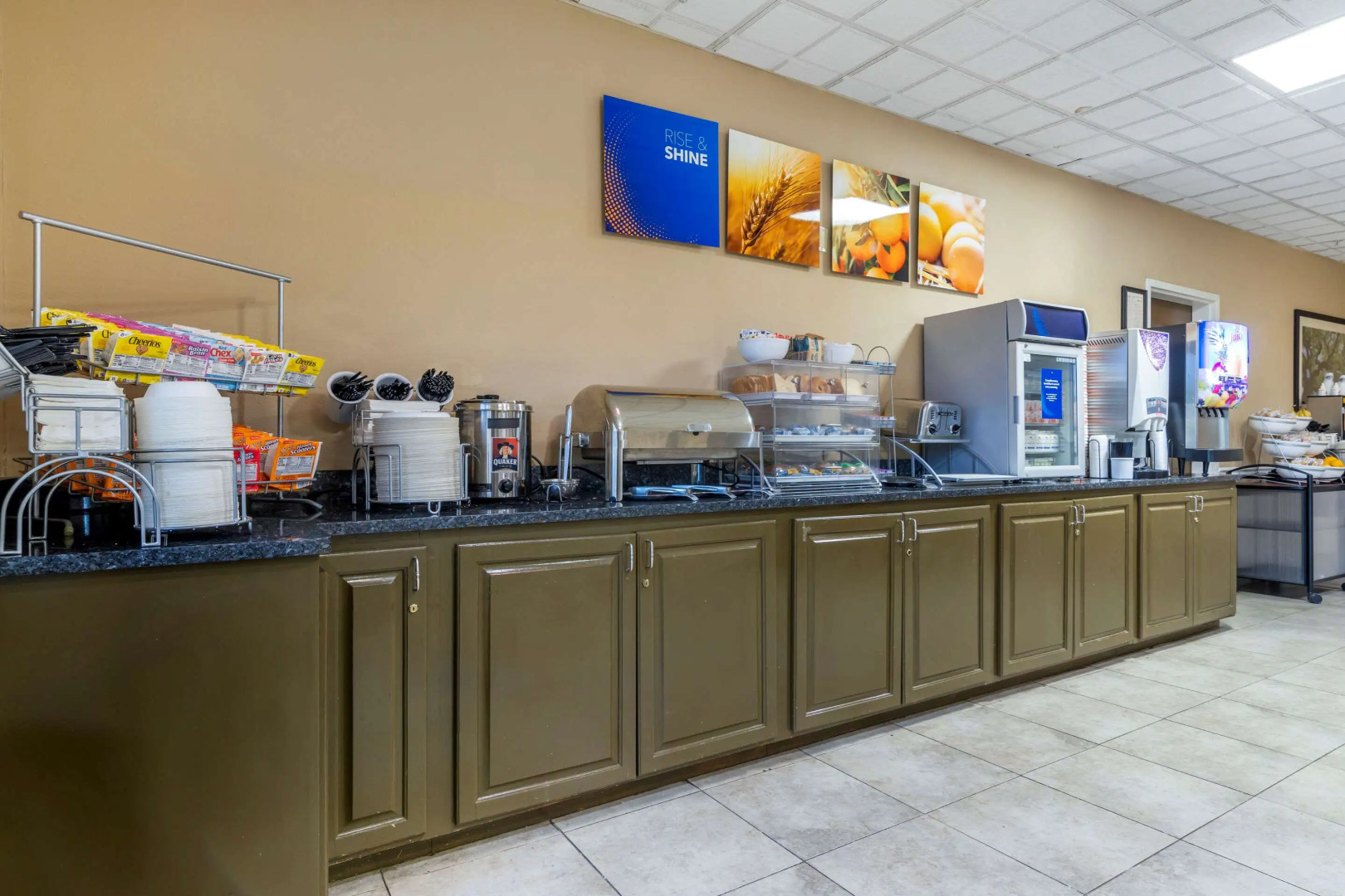 Comfort Suites Savannah North I-95