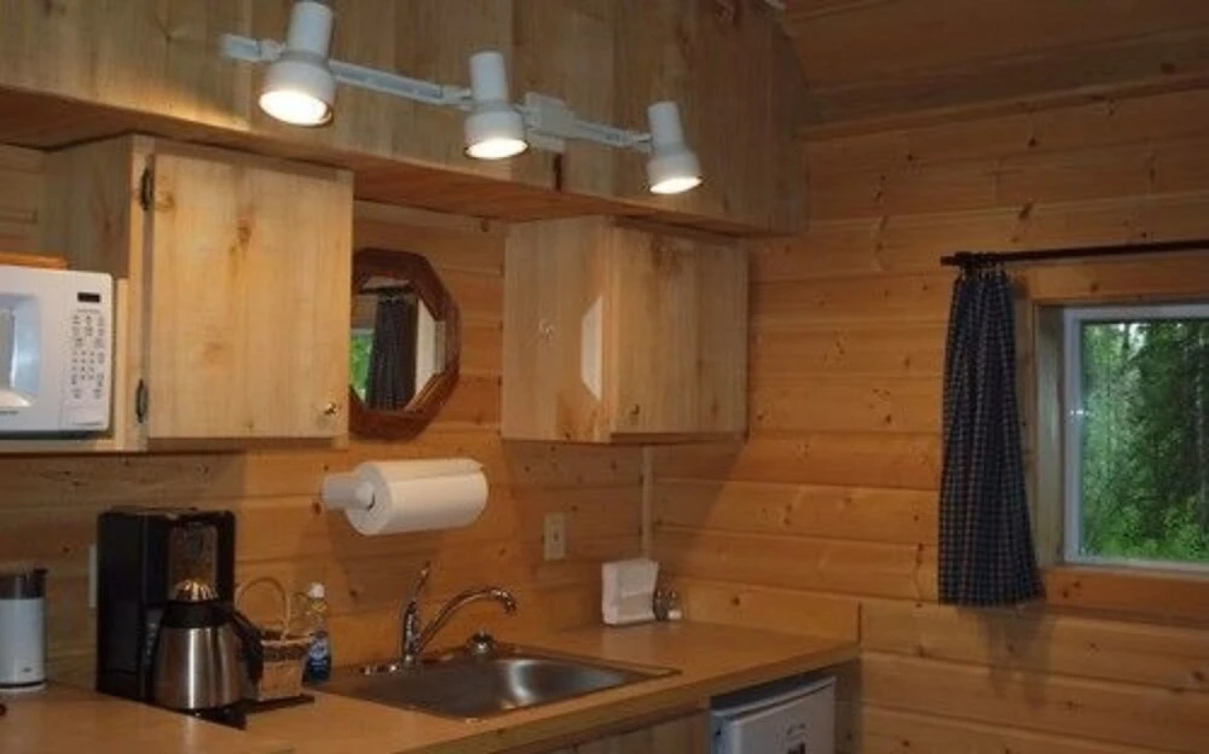 Talkeetna Lakeside Cabins