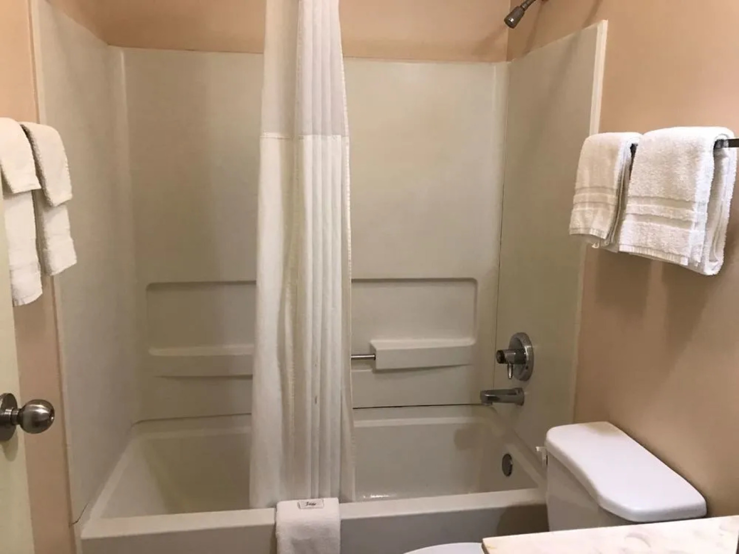 Guest Cottage & Suites By OYO Brunswick/Golden Isles