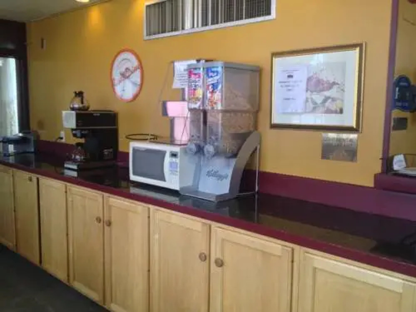 Rodeway Inn & Suites