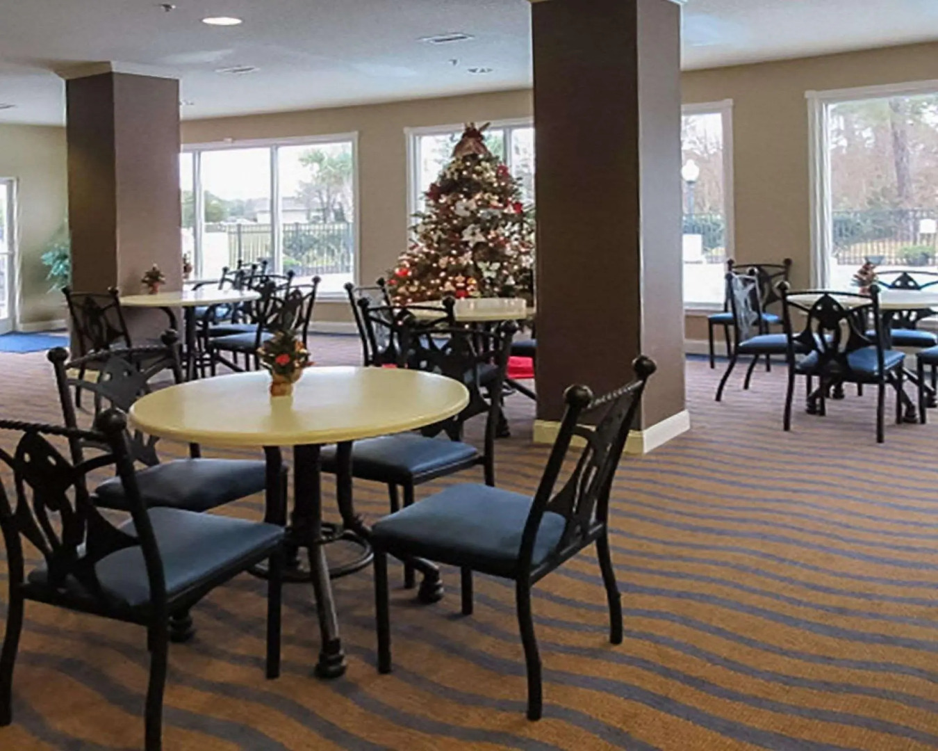 Blue Water Inn & Suites, BW Signature Collection