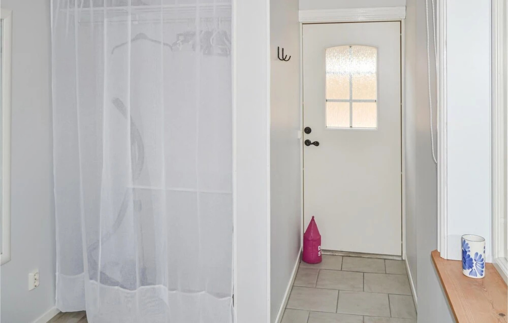 Amazing Home in Borrby With 3 Bedrooms, Sauna and Wifi