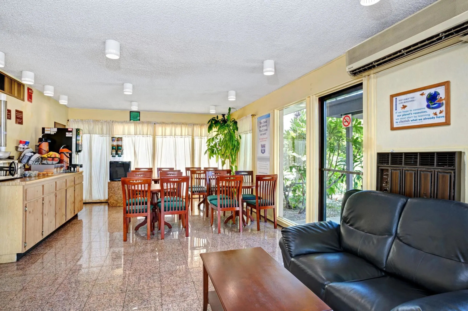 Howard Johnson Express Inn - Claremont