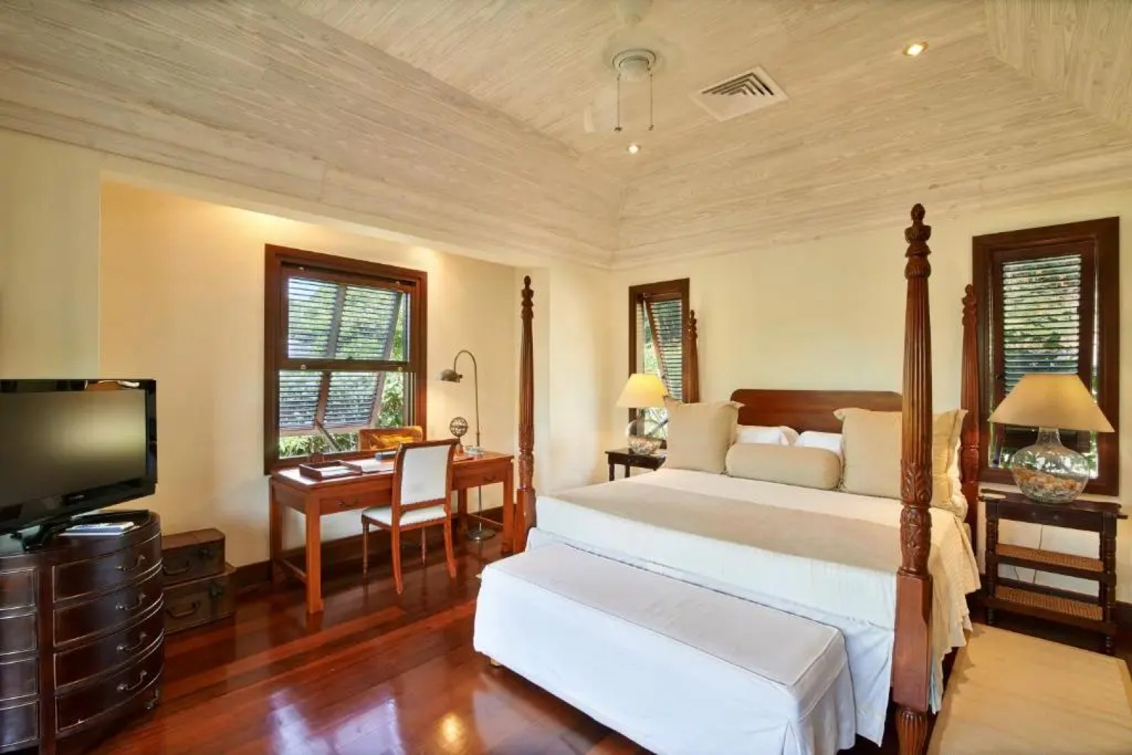 Canouan Estate Resort & Villas