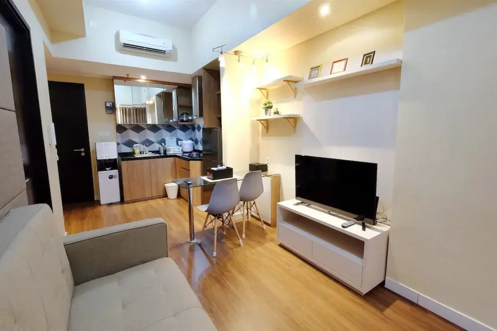 Brand New 1BR Casa De Parco Apartment