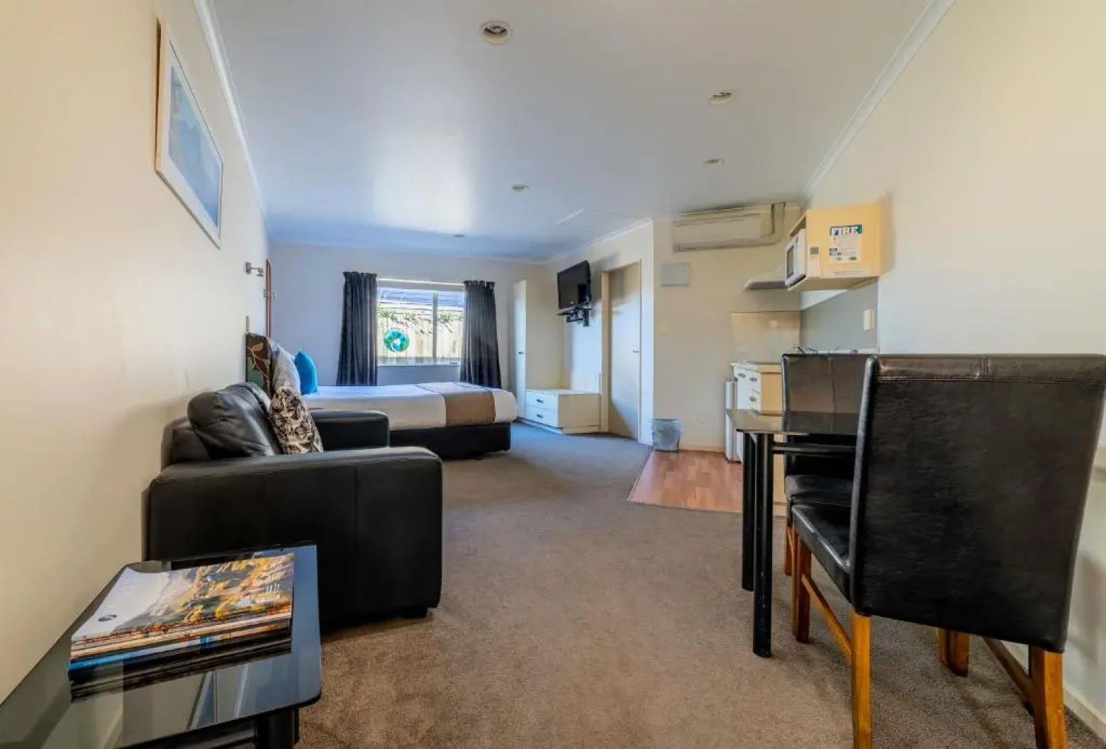 Pacific Coast Motor Lodge