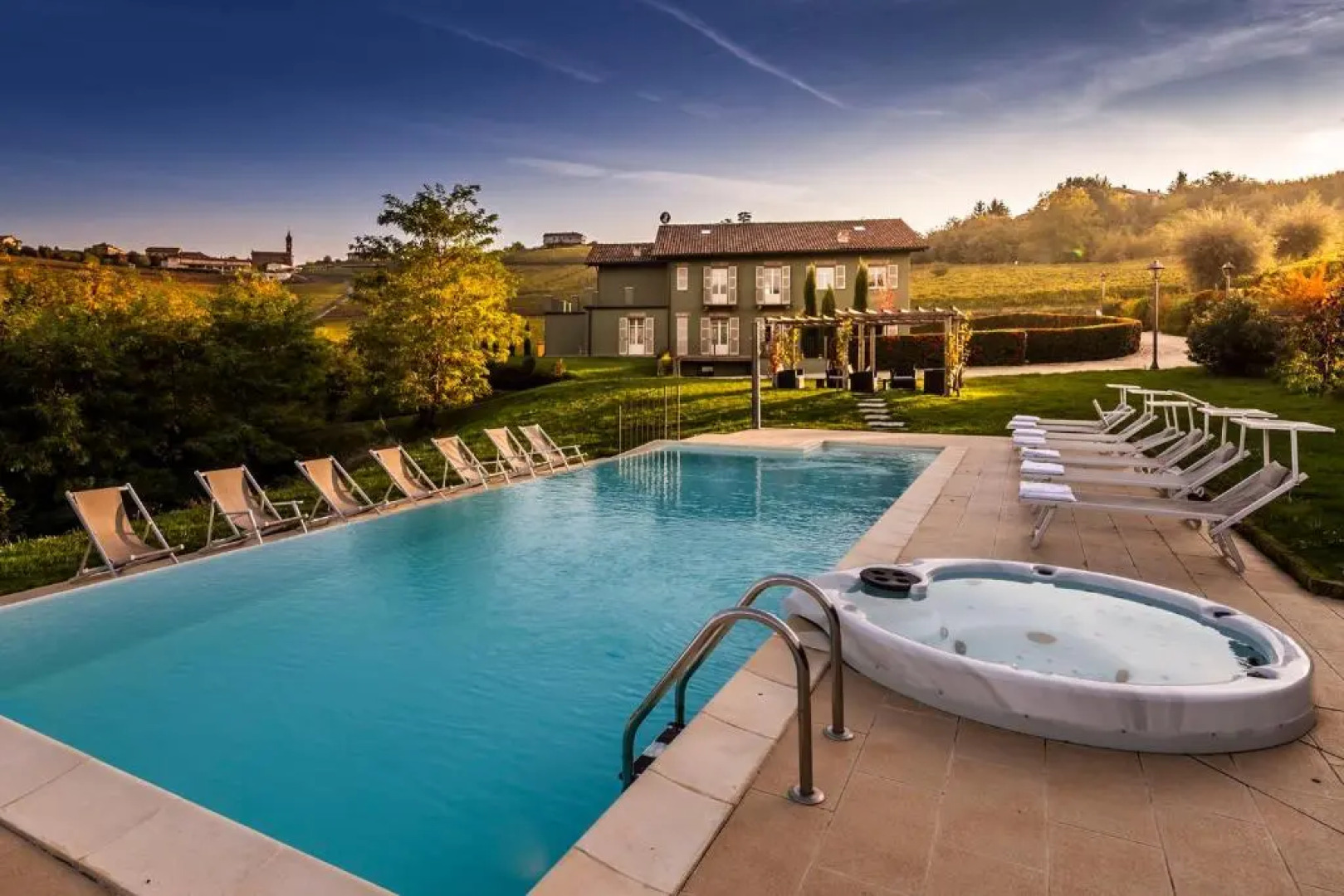 Casale Dell'acero Rosso 10