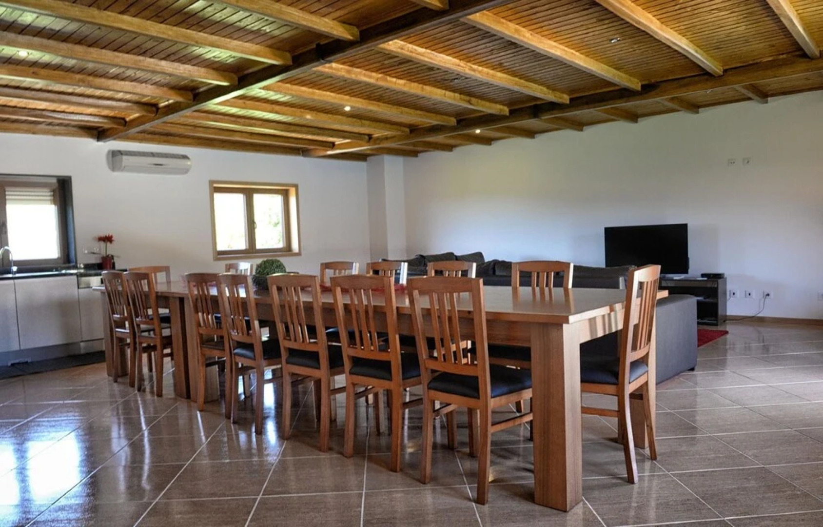 House With 8 Bedrooms in Celorico de Basto, With Pool Access, Furnishe