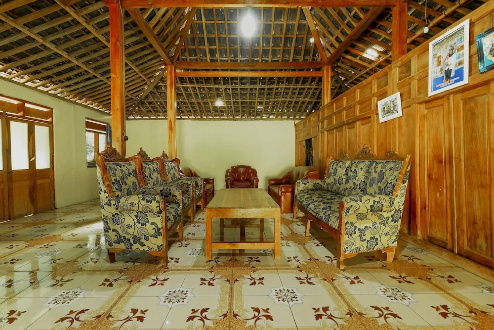 OYO Homes 91154 Desa Wisata Wayang Manyaran Wonogiri