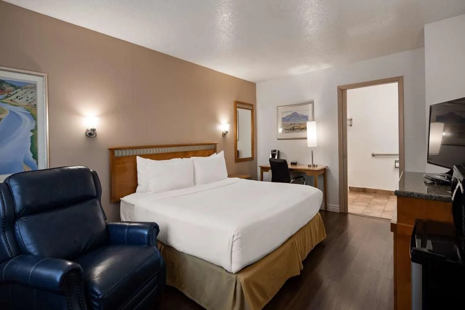 Holiday Inn Express Albuquerque (I-40 EUBANK)