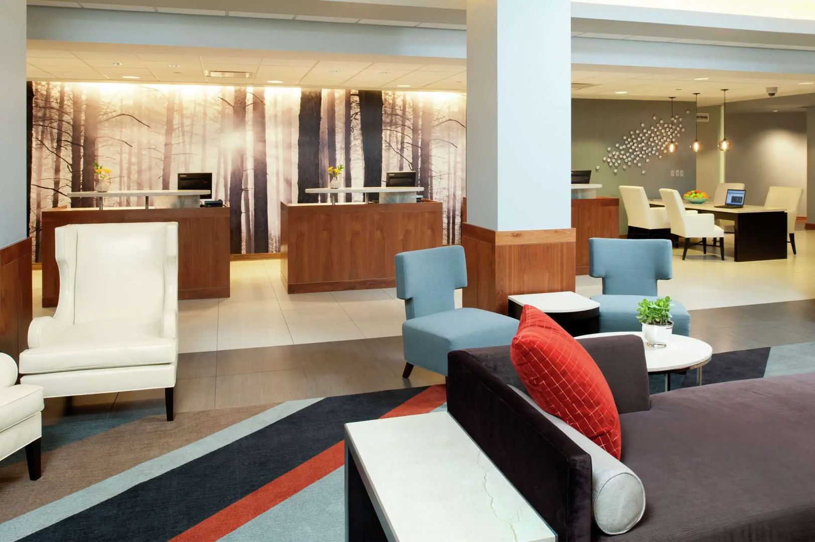 DoubleTree by Hilton Chicago - North Shore Conference Center