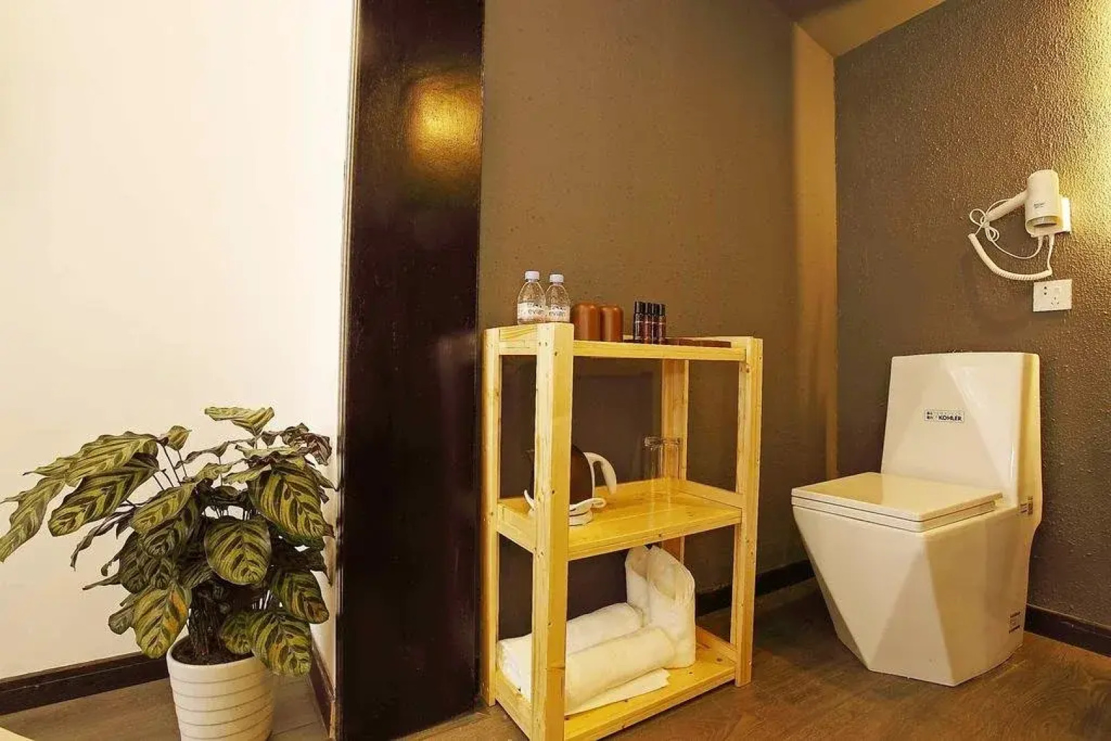 Xitang Hua Tian Hotel