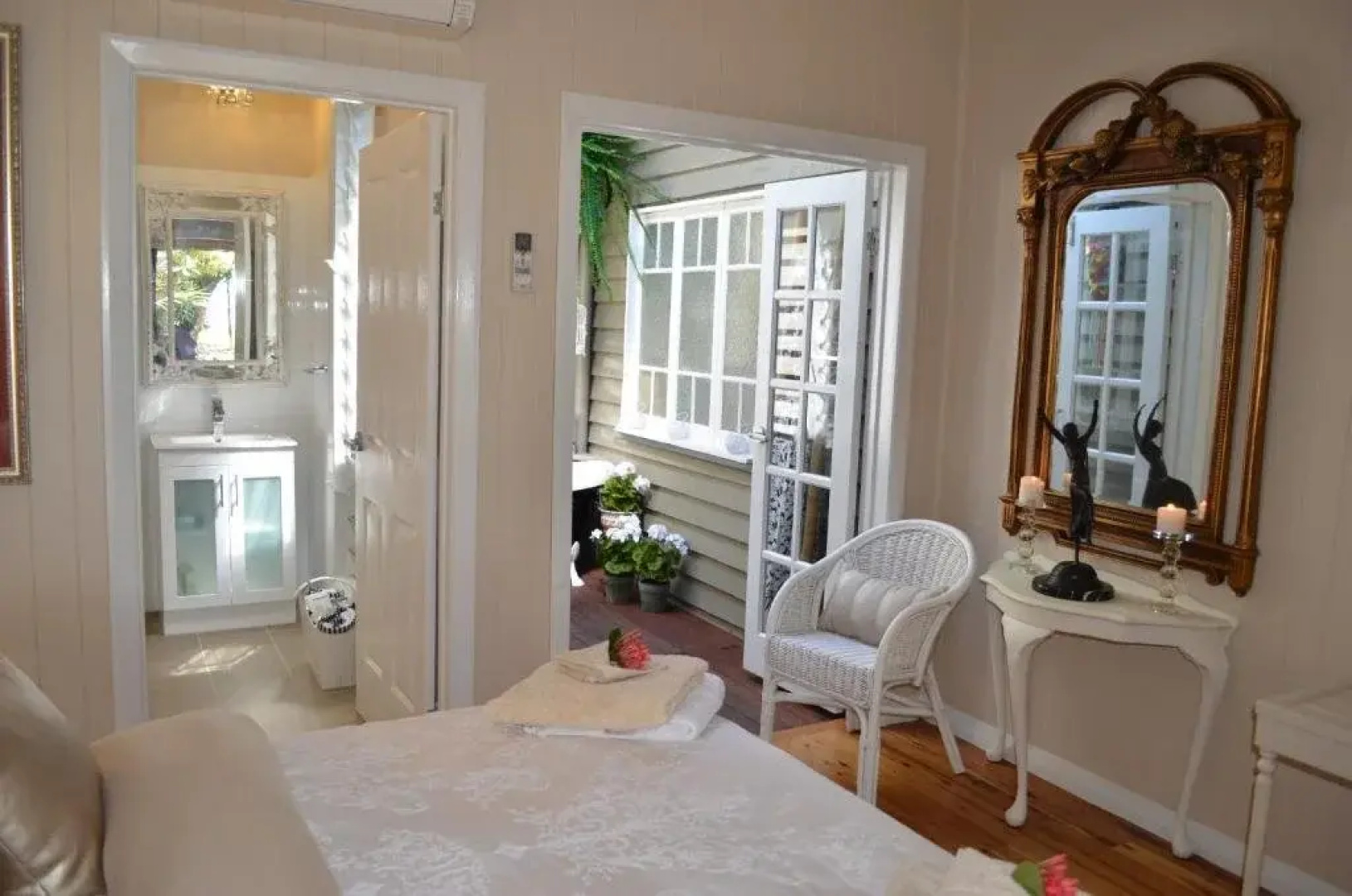 Machans Beach Bed & Breakfast