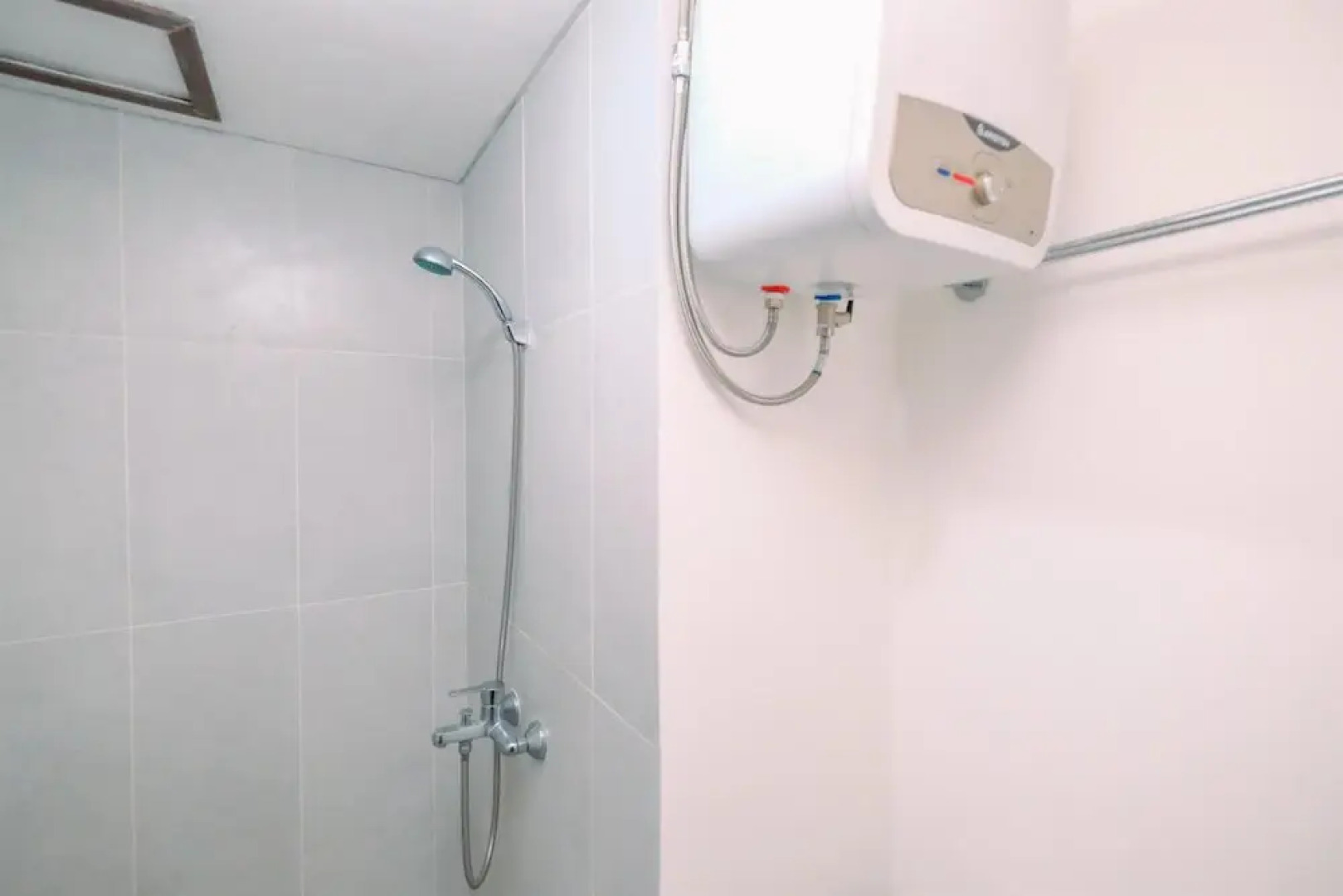 Modern Look Studio Lrt City Sentul - Royal Sentul Park Apartment