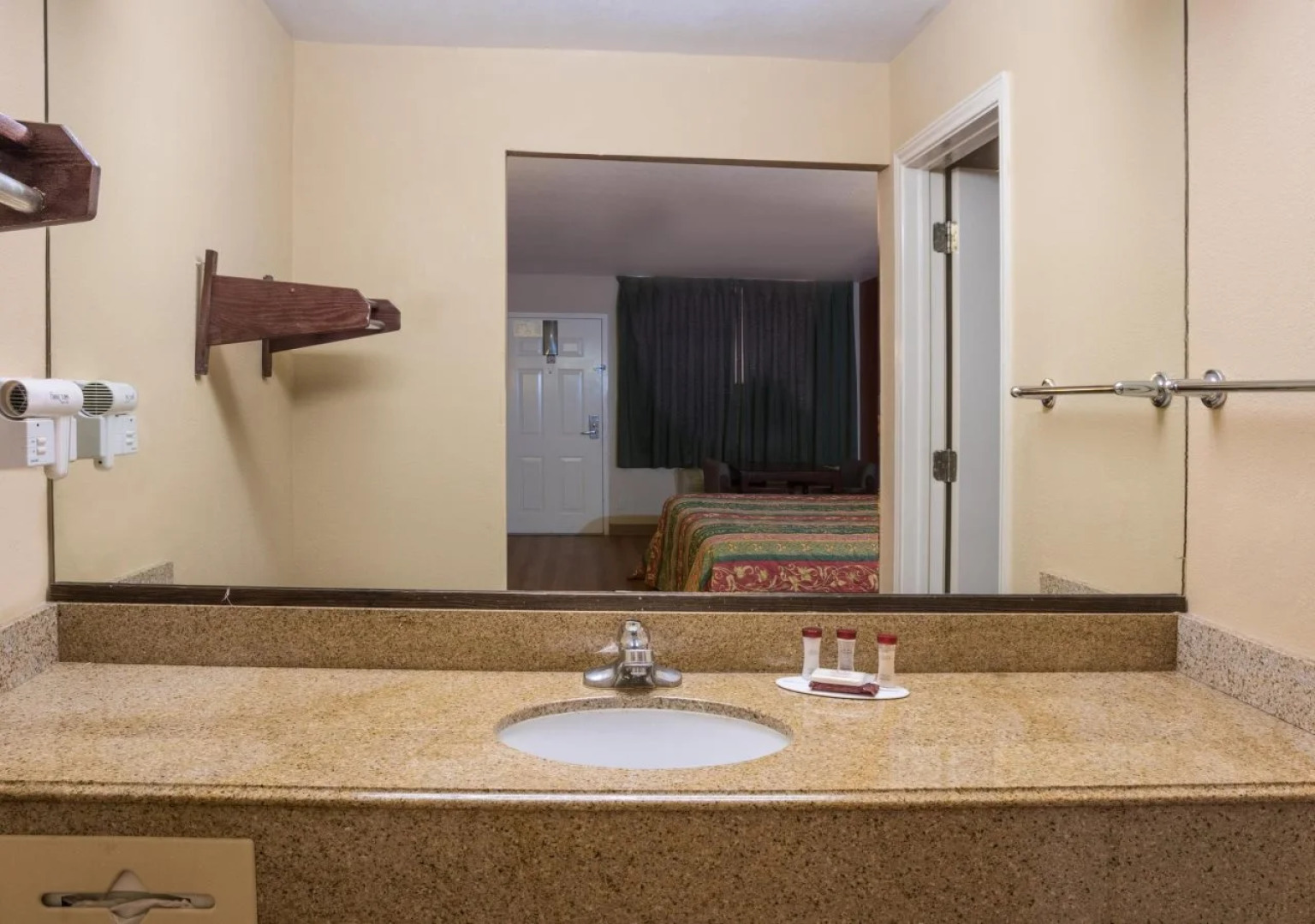 Motel 6 San Marcos, TX - North