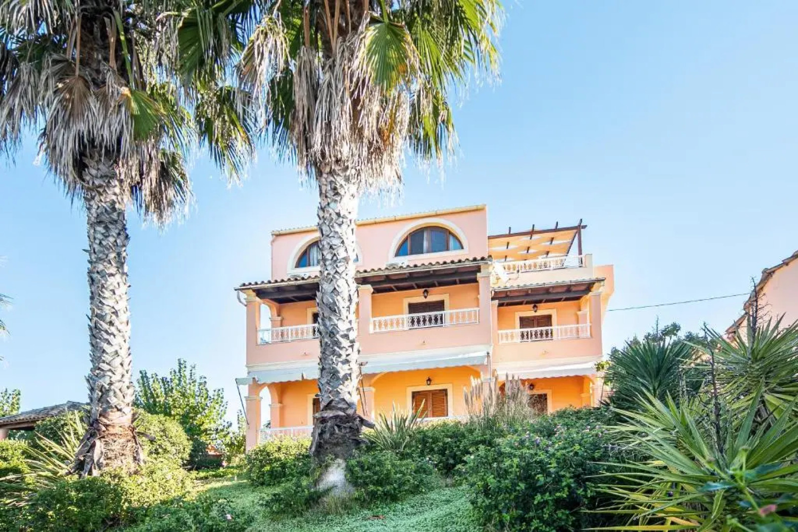 Villa Romeos by Hotelius