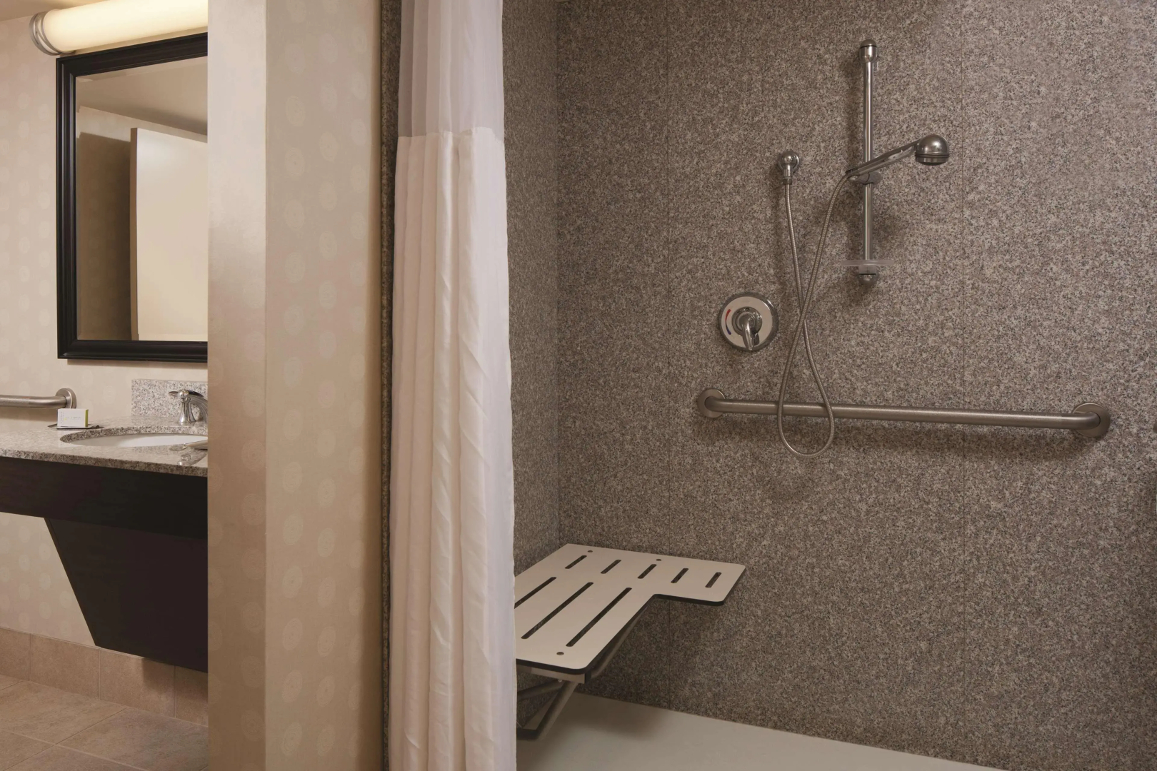 DoubleTree by Hilton Pittsburgh Monroeville Convention Center