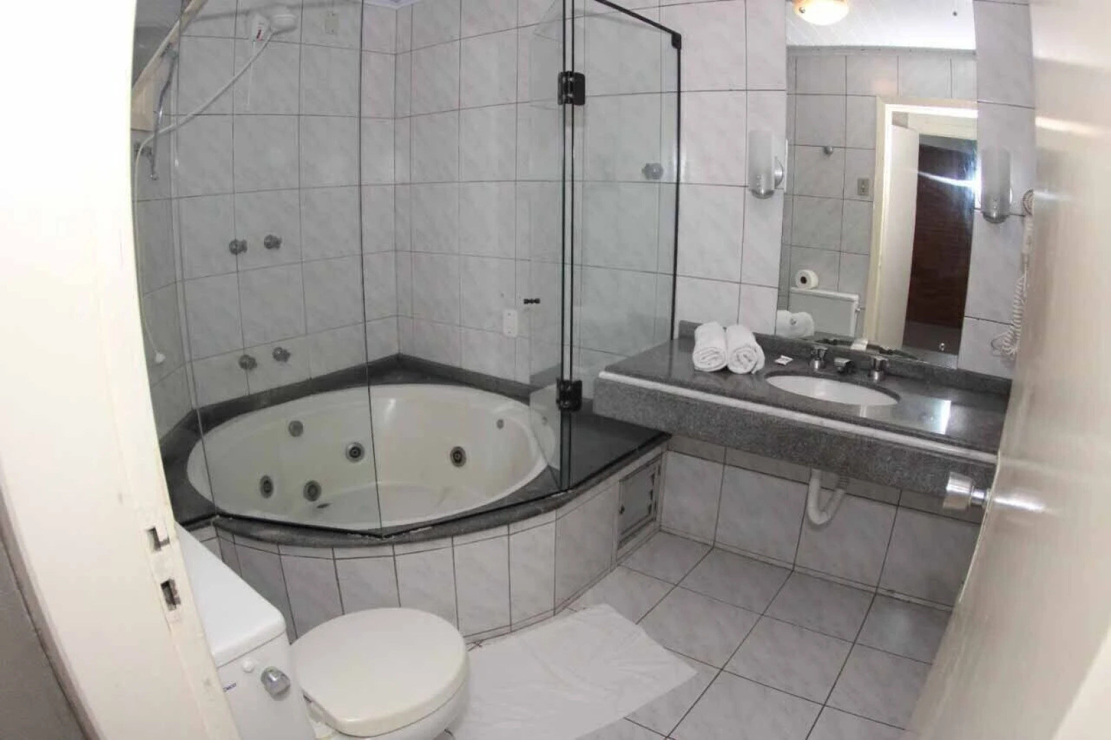 Laguna Tourist Hotel