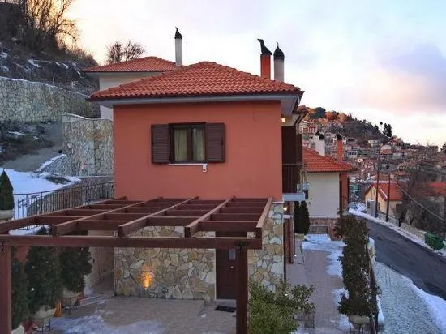 Valtessiniko Studios