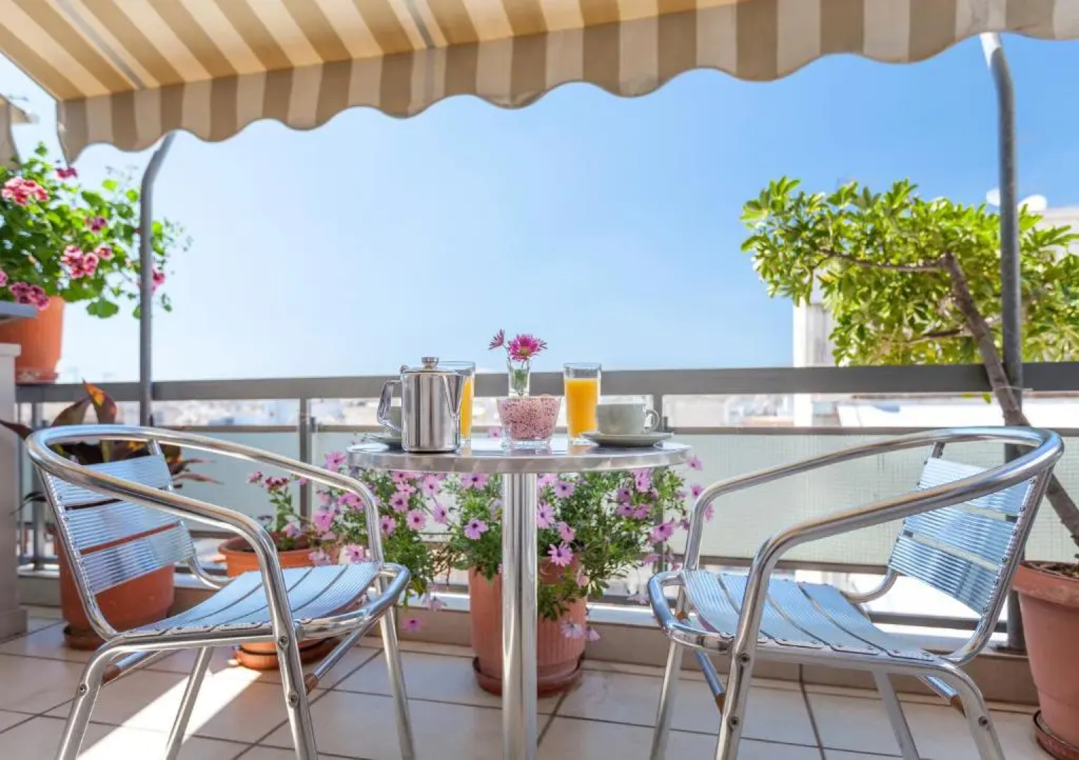 Lilia Hotel