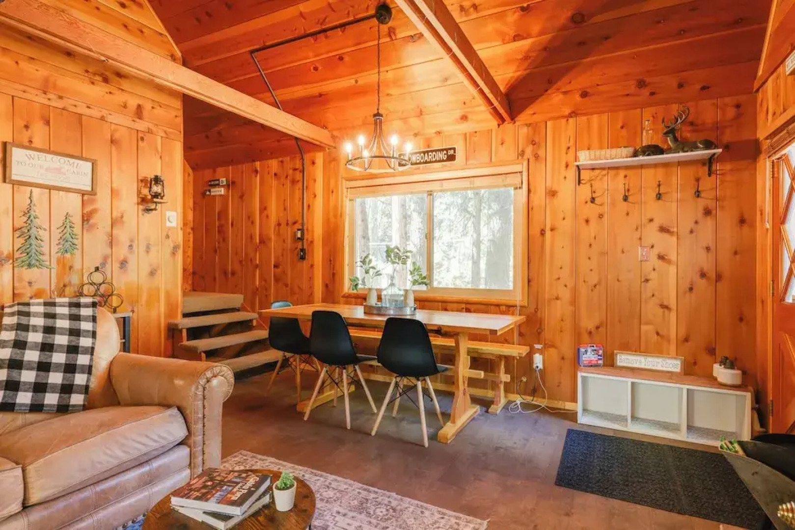 3 Mi to Big Trees State Park: Cabin w/ Scenic Deck