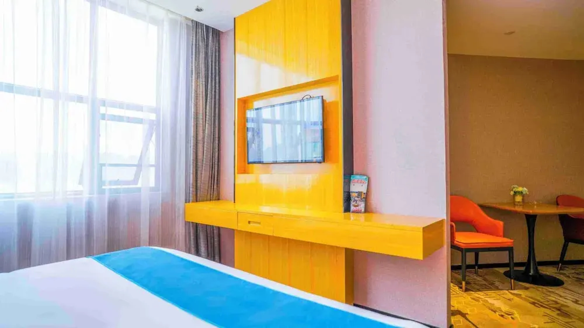 Yuntai Guanjing International Hotel