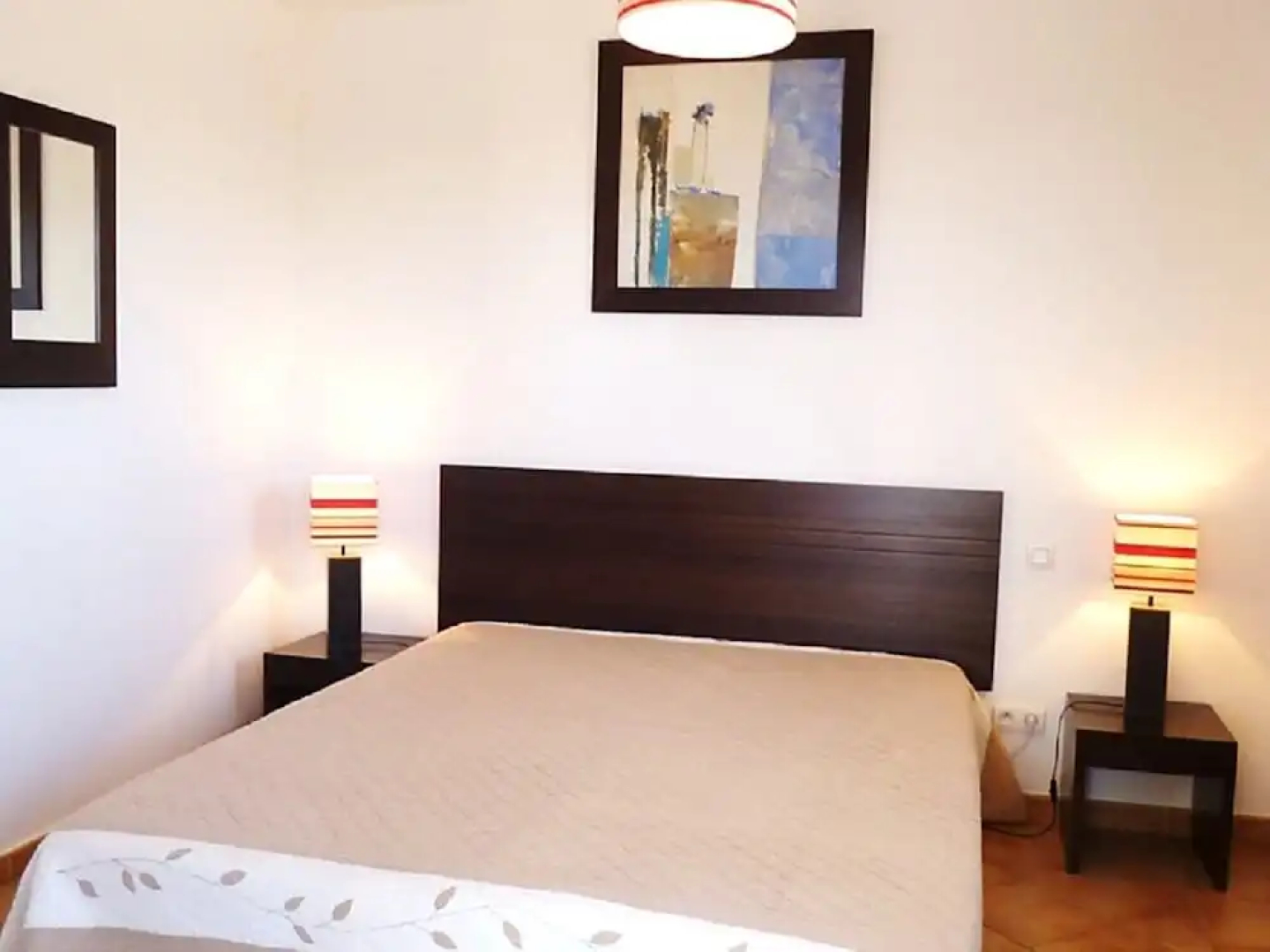 Tidy Appartment With Dishwasher and AC, 10 km From the Beach