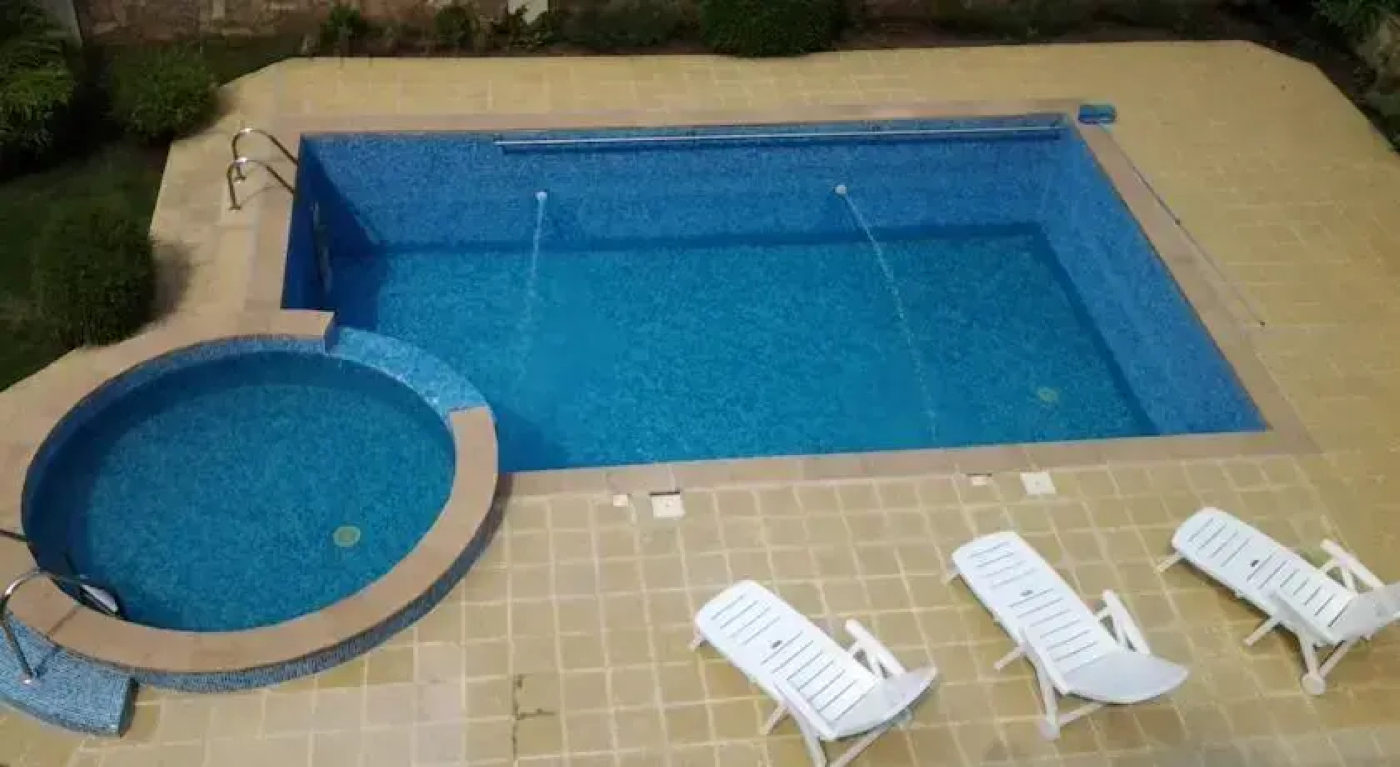 Paradise Bay Villas