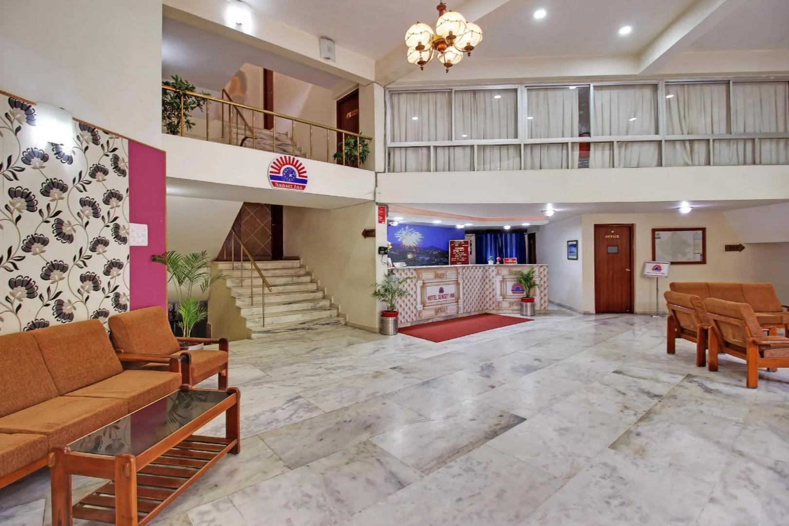 Hotel Sunset Inn Mount Abu with Swimming Pool