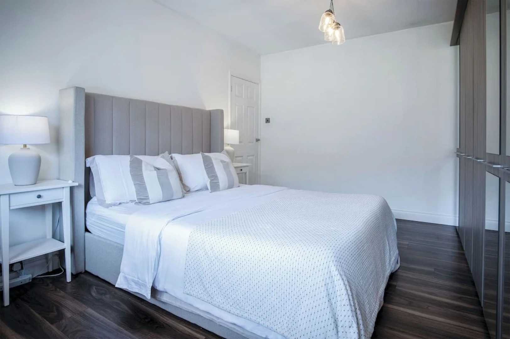 Sunderland Avenue - 2 Bedroom - Pembroke Dock