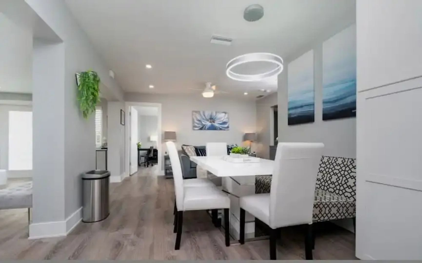 Villa Capri - Waterfront Retreat With Heated Pool