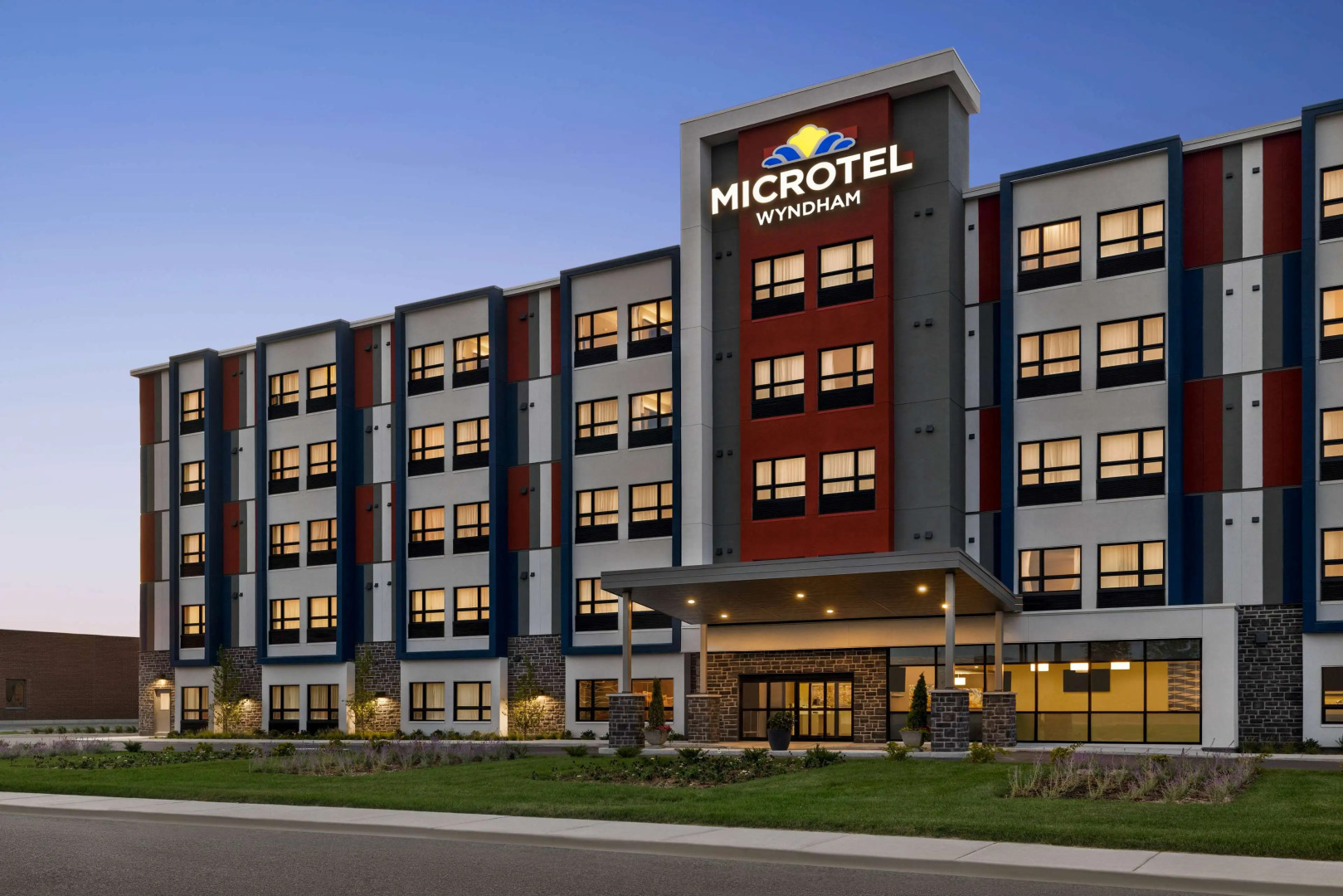 Microtel Inn & Suites Montreal Airport - Dorval QC