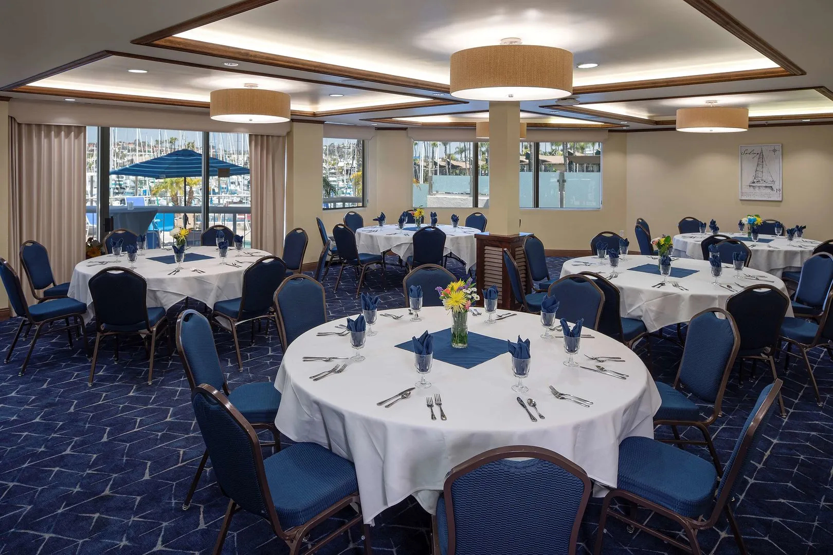 Bay Club Hotel & Marina