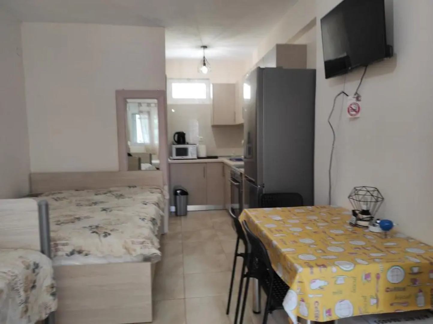 NIKOS HOUSE studio 2 παραλια Οφρυνίου