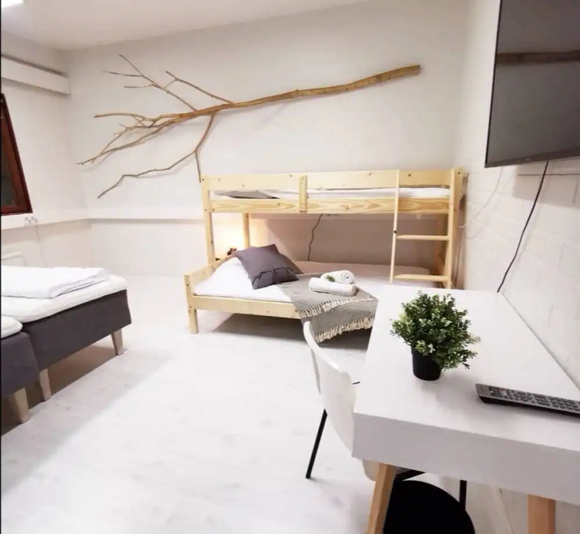 Goiglo Hotel & Hostel