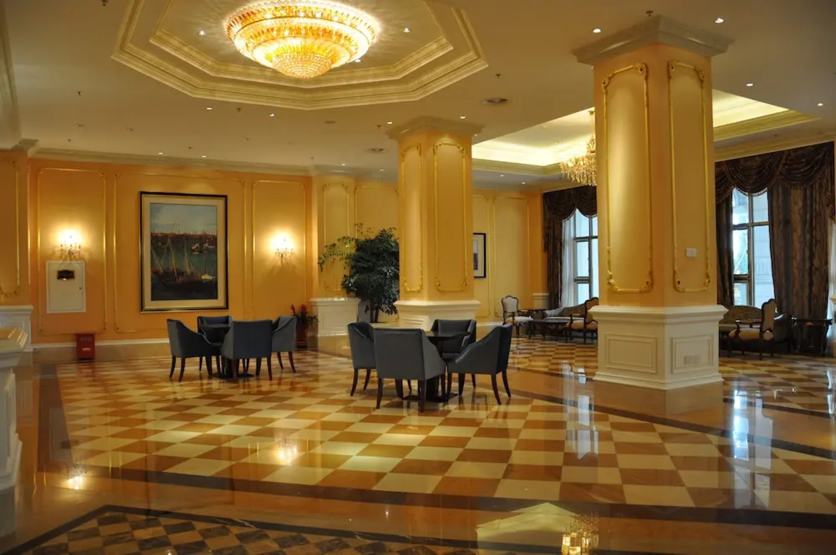 Country Garden Hill Lake Phoenix Hotel