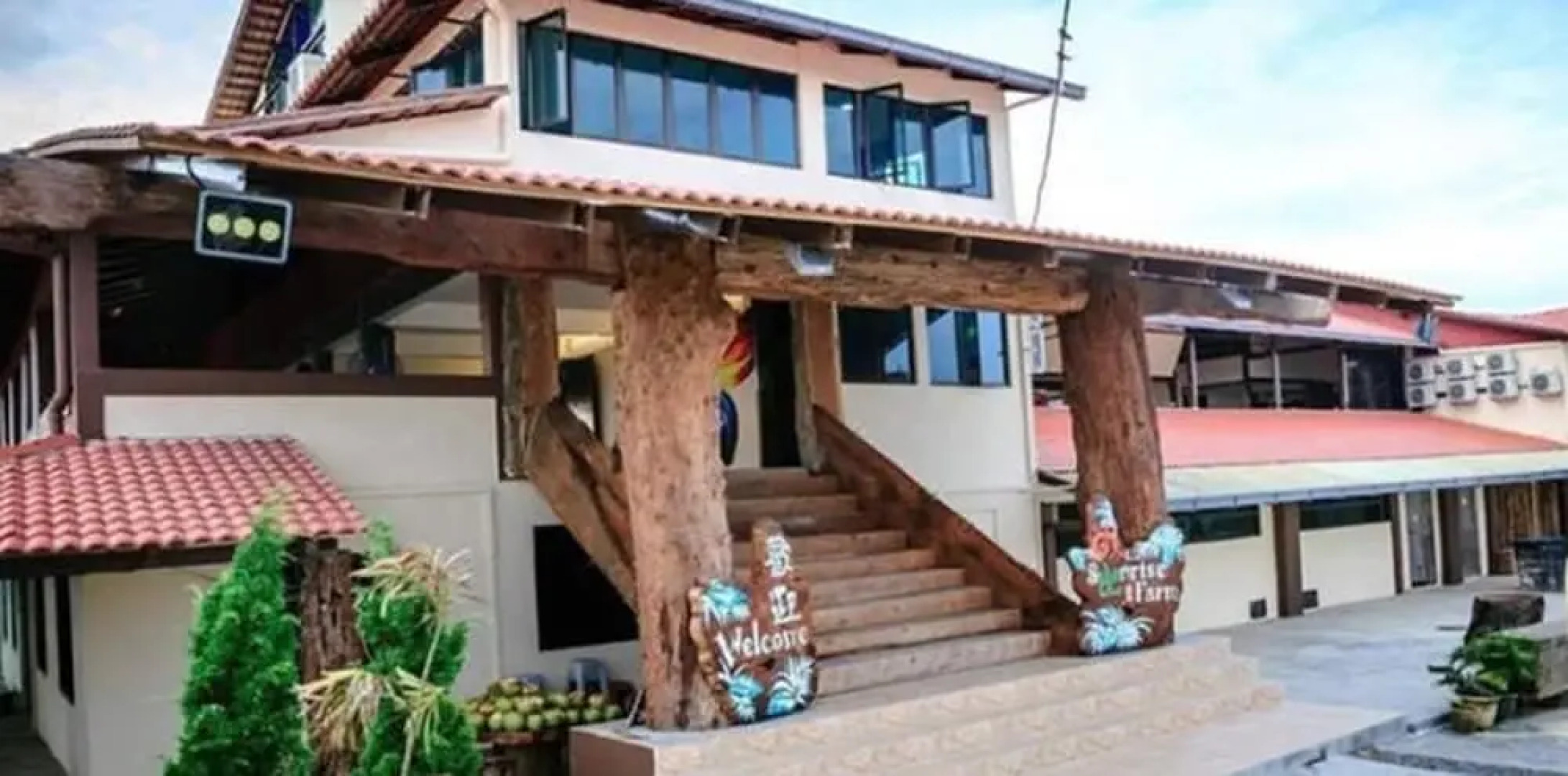 Labis Sunrise Farm Stay