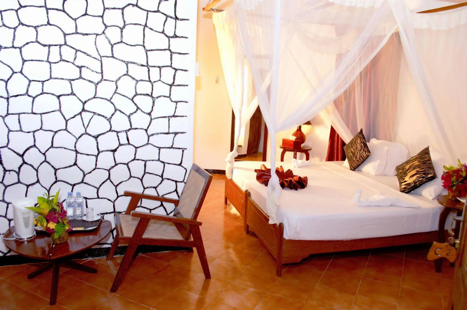 Antonio Beach Hotel and Spa