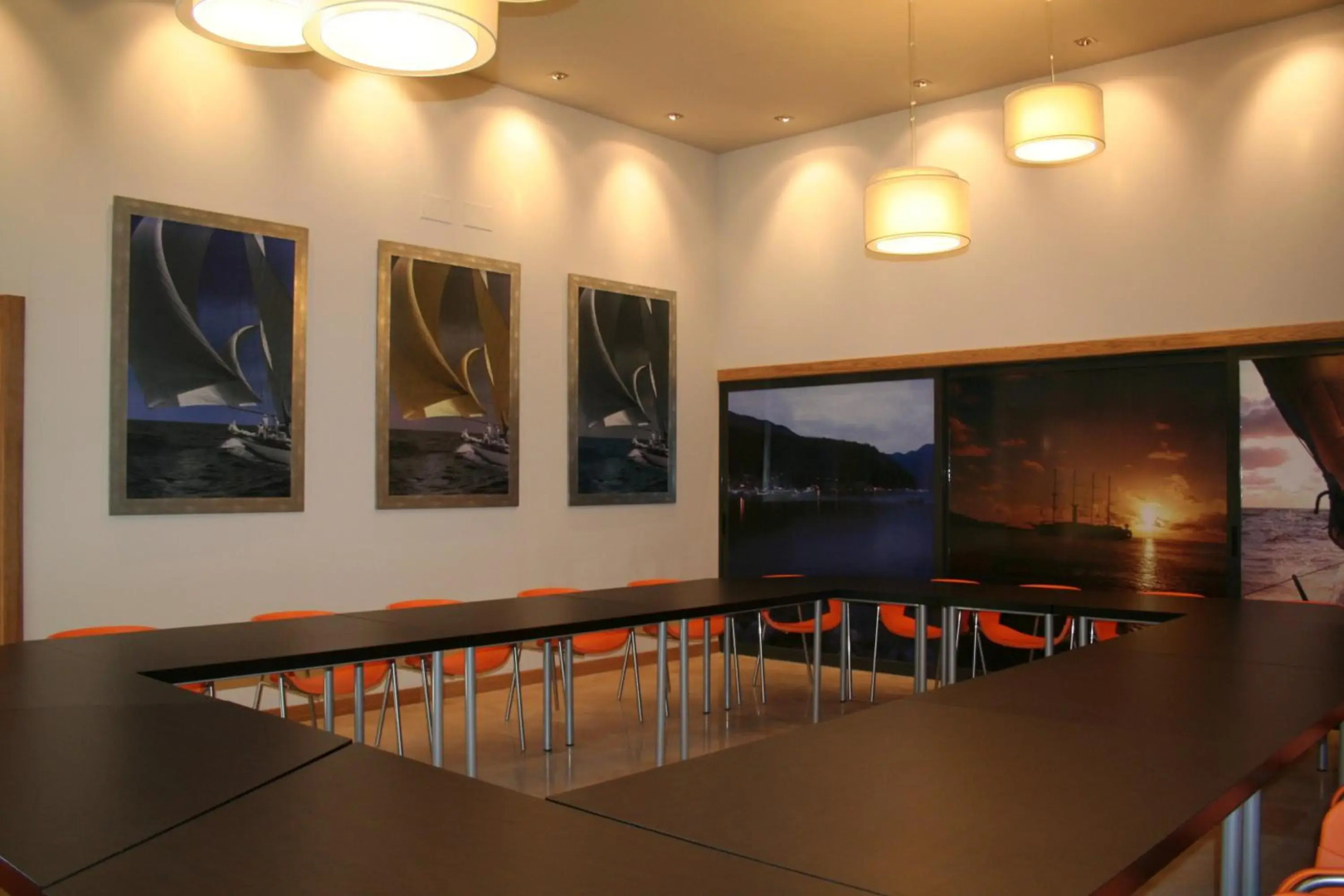 Hotel Restaurante El Valles 4 ESTRELLAS