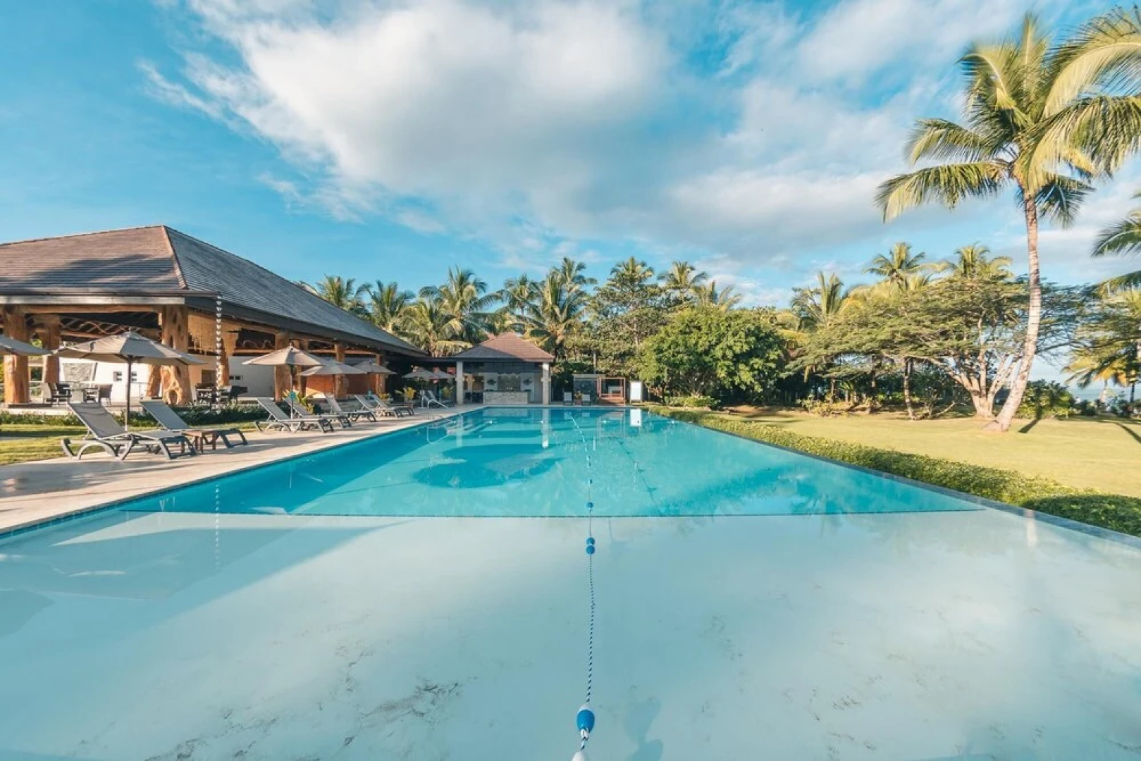 Playa Bonita Nautical Apartment at Lake View