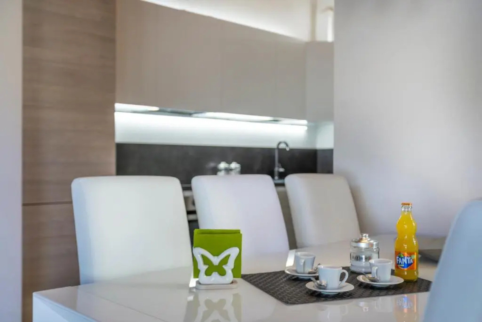 New Deal - APT with Terrace & Jacuzzi