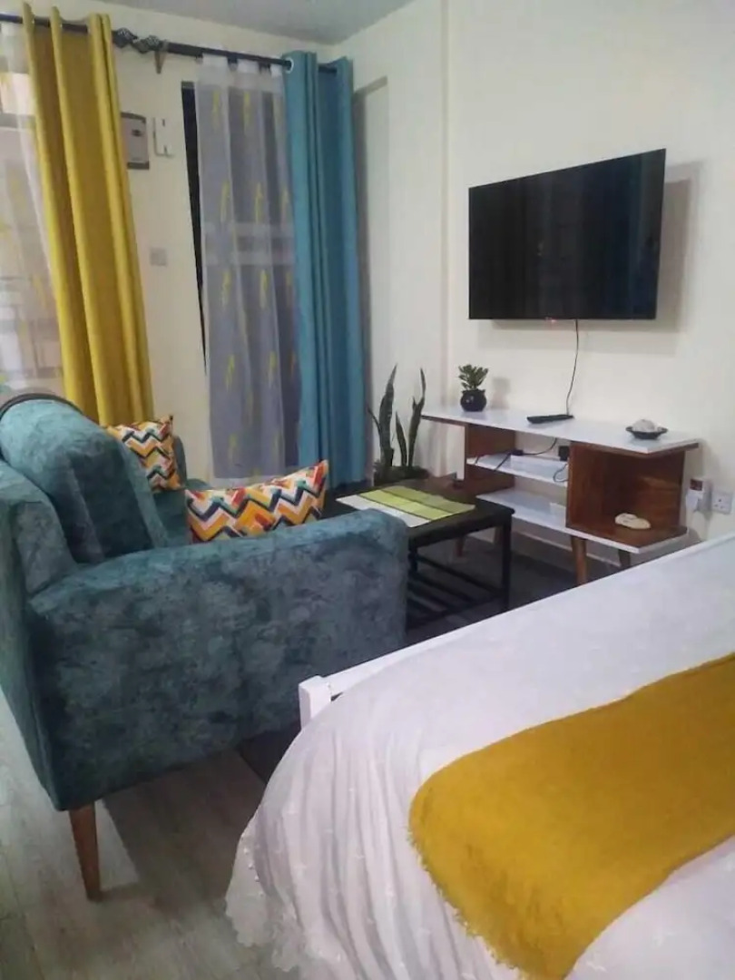 Lux Suites Vet Studio Apartments